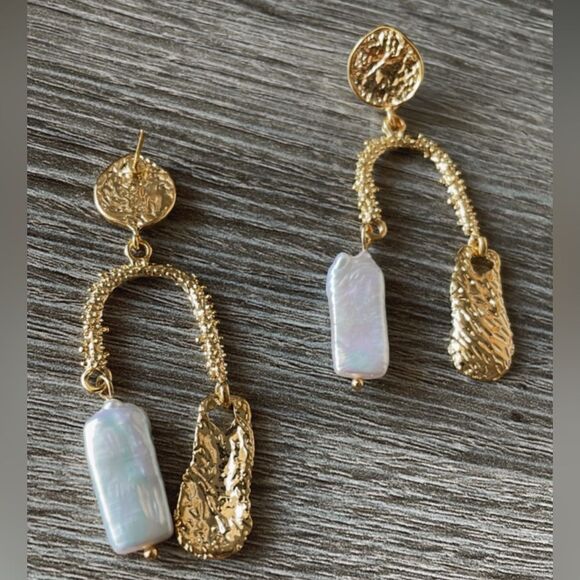 PearlāDropāearringsāA307 - Picture 5 of 6